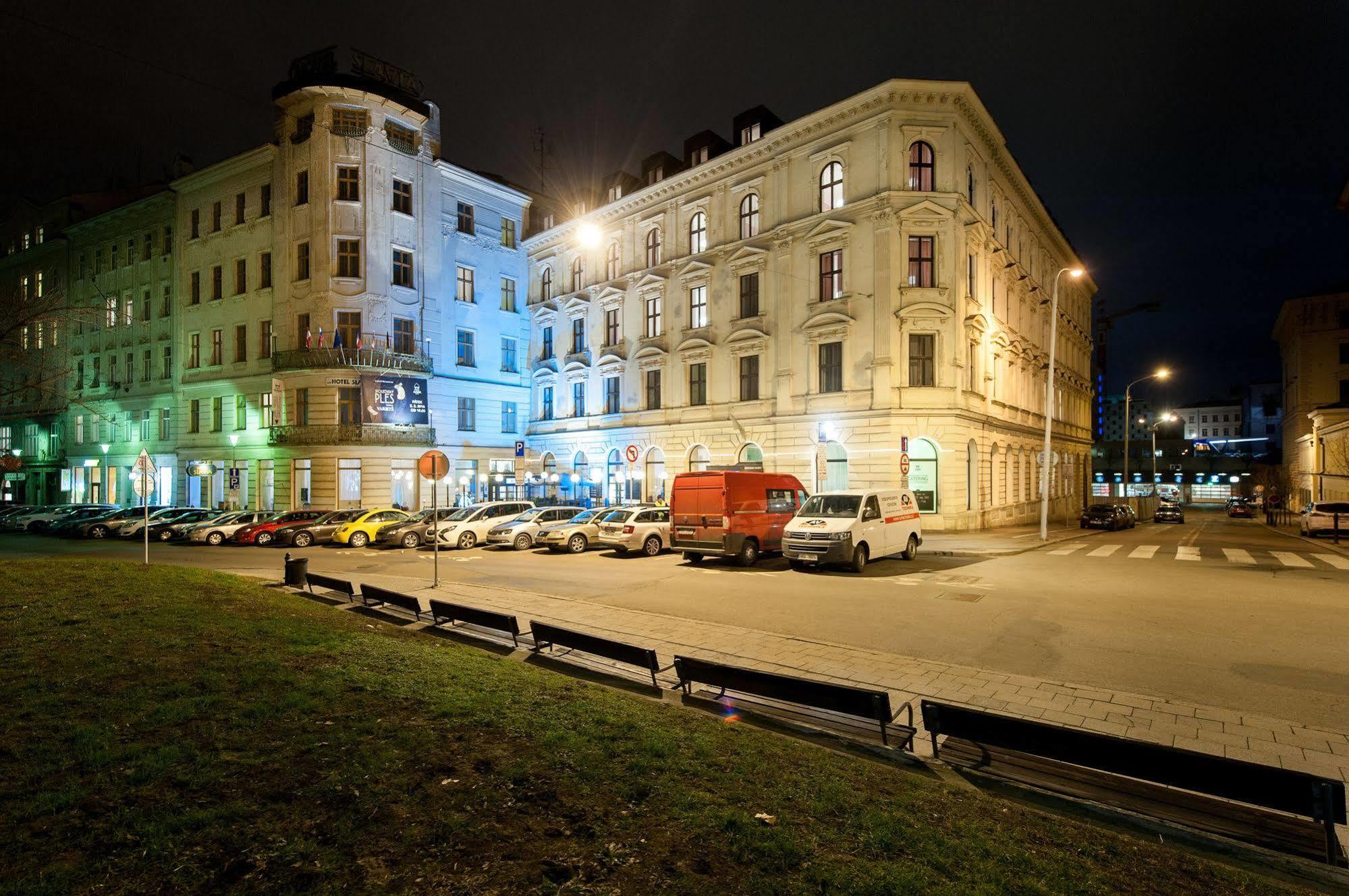 Hotel Slavia Μπρνο Εξωτερικό φωτογραφία